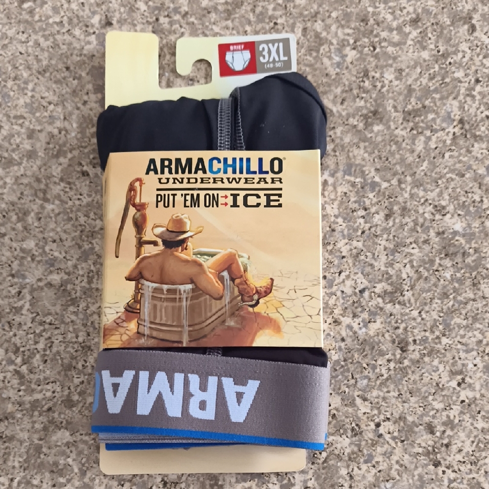 Duluth Trading Co ArmaChillo Boxer Briefs – Black with Gray & Blue Waistband